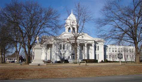 Colbert County Courthouse Tuscumbia Alabama The