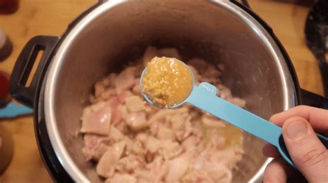 1/4 cup of bourbon (you can apple juice if you don't want to use bourbon) 1/3 cup of chicken broth. Instant Pot Mall Food Court Bourbon Chicken | Food, Mall ...