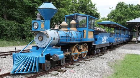 Louisville Zoo To Sell Popular Trains Two Years After Huge Sinkhoke