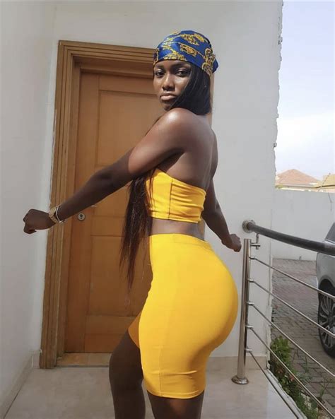 pics south african girls on social media battle nigerians for the biggest booty the ugandan wire