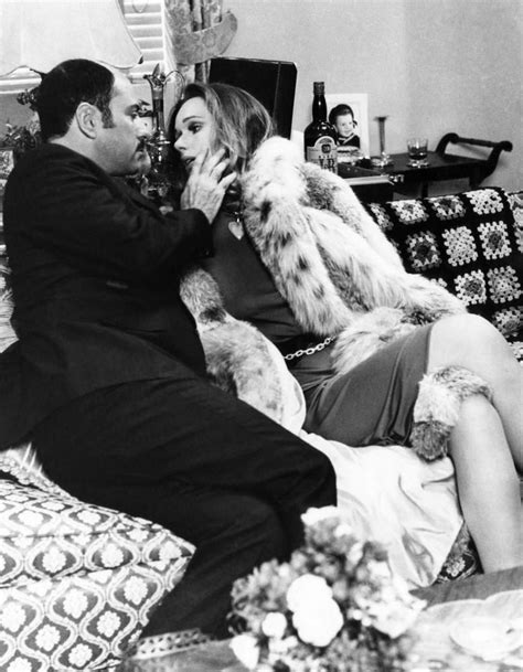 alan arkin and sally kellerman in the last of the red hot lovers 1972 red hot comedy