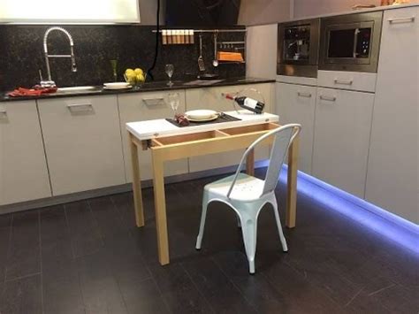 Mesas extensibles para tu comedor o cocina. mesa estilo nordico de cocina pequeña extensible y cajón ...