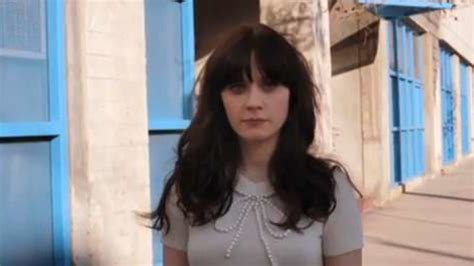 Watch Zooey Deschanel Gives Us The Scoop On Her Quirky Wardrobe On The