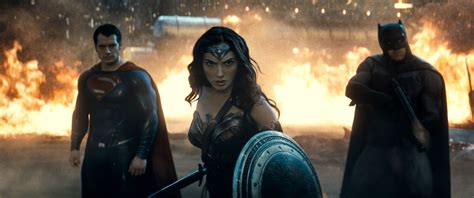Batman V Superman How Powerful Will Wonder Woman Be Collider
