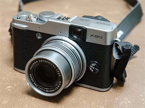 First Impressions Of Shooting With The Fujifilm X20 Compact Camera
