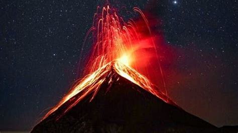 Gunung Api Terbesar Di Dunia Meletus Pertama Kali Dalam Hampir 40