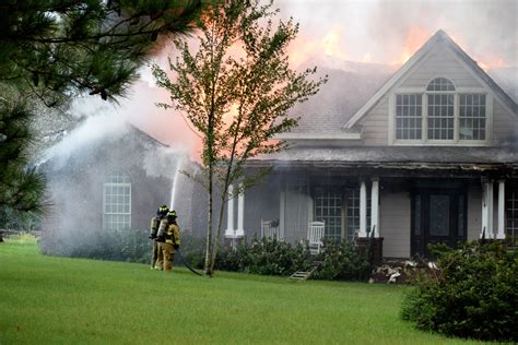 Firefighters Battle Massive House Fire In Defuniak Springs Walton