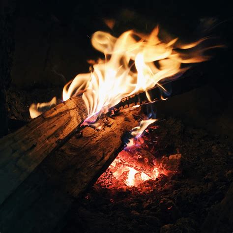 Burning Fire Pictures Download Free Images On Unsplash