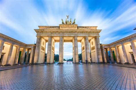 Η γερμανία είναι «κράτος με φιλελεύθερη δημοκρατική συνταγματική τάξη». Βερολίνο - Πότσδαμ | Ταξίδια στη Γερμανία | Ταξίδι στο ...