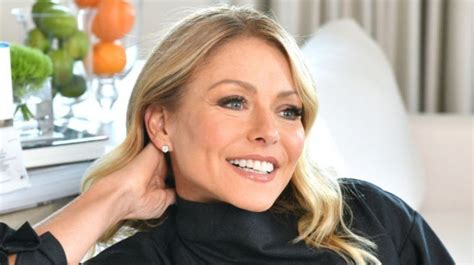 Kelly Ripa Opens Up About Son Joaquins Dyslexia And Dysgraphia As 17