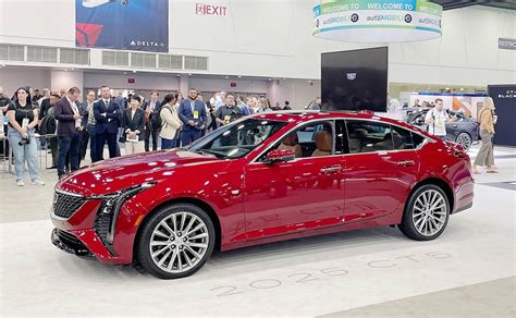 2025 Cadillac Ct5 Chases Lexus Bmw Sedans With Updated Look Tech