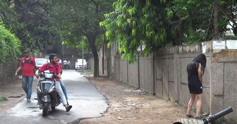 indian girl peeing on streets erofound