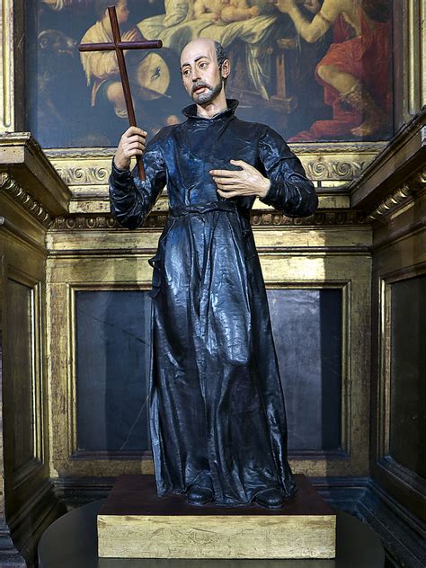 Su padre bertrán de loyola y su madre marina sáenz, de familias muy distinguidas, tuvieron once hijos: Archivo:San Ignacio de Loyola. Juan Martínez Montañés.jpg ...