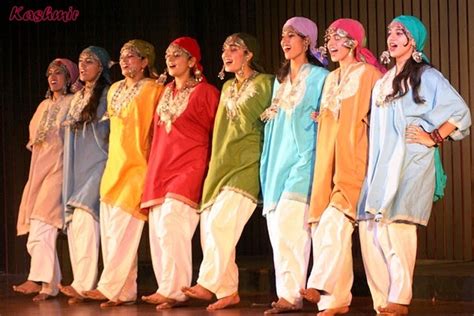 A Wonderful Group Of Kashmiri Girls In Traditional Pheran Performing The Kashmiri Folk Dance