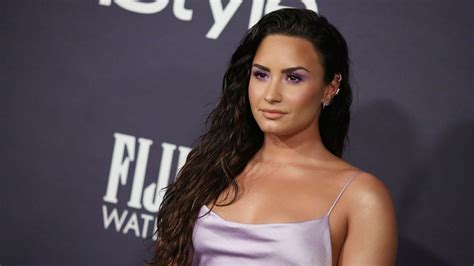 Demetria devonne lovato was born on august 20, 1992 in demi started out as a child actor on barney & friends. See What Demi Lovato Writes About The Life Lessons She Got ...