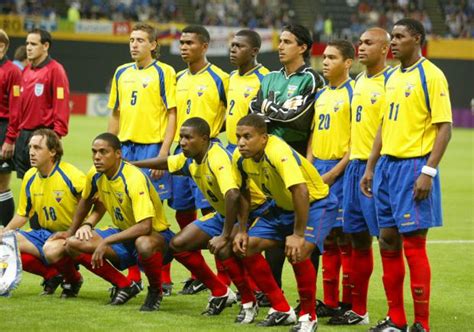 Los 8 Datos Del Debut De Ecuador En El Mundial 2002 Bendito Fútbol