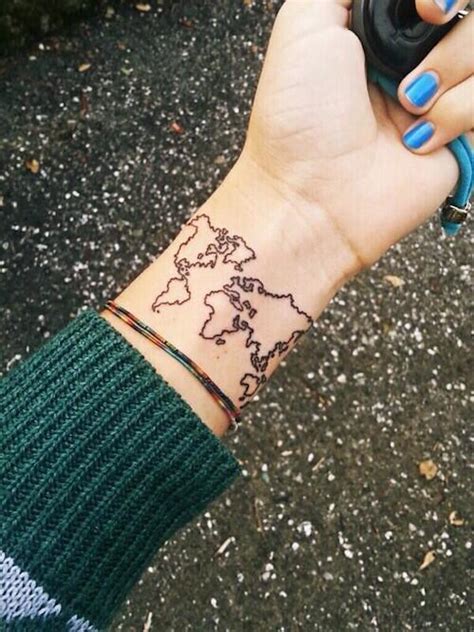As a decoration method, those exquisite, compact and artistic tattoos are becoming. Chic Small Tattoo with Big Meanings - Easyday