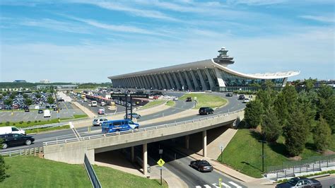 Dulles International Airport WTTW Chicago