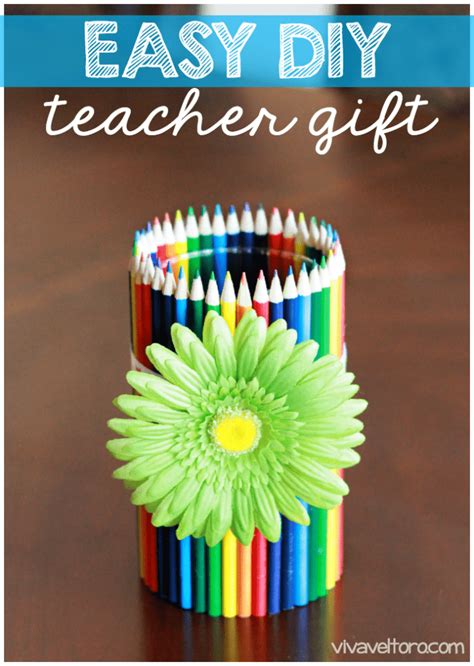 Easy Diy Teacher T Colored Pencil Vase Viva Veltoro