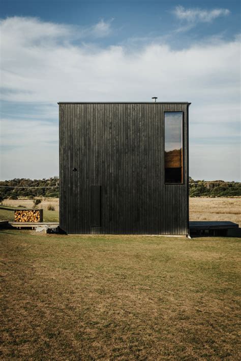 Best Black Cabins And Black Cube House Designs Field Mag