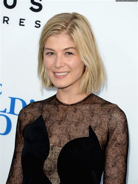 Rosamund Pike Return To Sender Beautiful Celebrity Posing Hot Sex