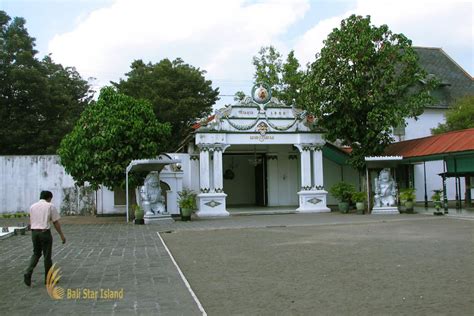 Sultan Palace Yogyakarta Places Of Interest Royal Palace