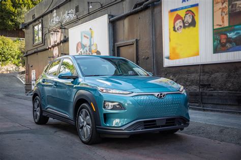 The 2021 Hyundai Kona Electric Is 1 Of The Cheapest Electric Suvs To