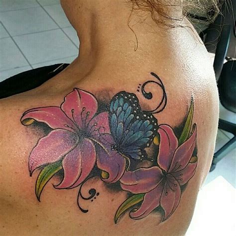 28 Awesome Butterfly Tattoos With Flowers