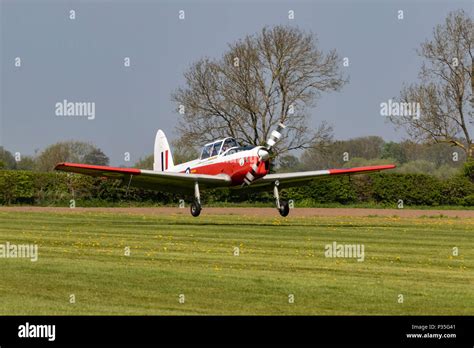 De Havilland Canada Dhc 1 Chipmunk 22 Wk360 G Bxdg Stock Photo Alamy