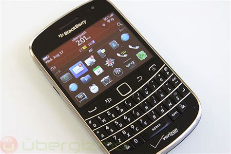 Blackberry Bold 9900 Resurrected To Appease Diehard Customers Ubergizmo