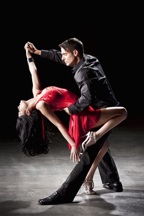 Pin Von Krisricou Auf Dancing Photo Ideas Tanzen Salsa Tanzen Tango