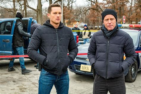 Chicago Pd Season 6 Episode 19 Might Kill Off A Major Character