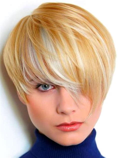 25 Cute And Short Hairstyles For Round Faces The Xerxes
