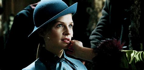 Fleur Delacour GIFs - Find & Share on GIPHY