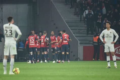 Get your team aligned with. Ligue 1 : Lille explose le PSG et retarde le sacre ...