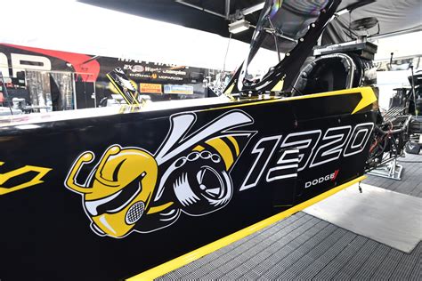 The Angry Bee Returns For The Dodge Nhra Nationals Moparinsiders