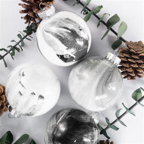 Edgy Diy Marble Christmas Ornaments Shelterness