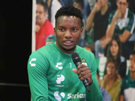 Juan ferney otero right winger. Juan Otero, feliz por debutar con Santos Laguna | Excélsior