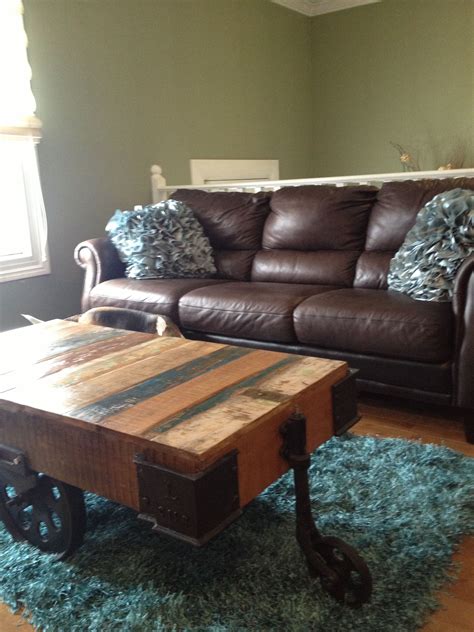 Best living room turquoise ideas pinterest colour. Living room, turquoise and chocolate brown | Brown home decor, Brown living room, Aqua living room