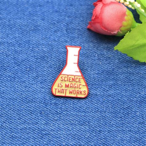 Science Brooches Reagent Bottle Enamel Pin For Girls Lapel Pin Hatbag