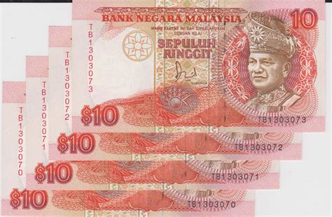 Sekeliling duit masih tajam tanpa kesan koyak dan tidak berlubang. DUIT LAMA & BARANG ANTIK: Wang Kertas RM10 siri ke 6.