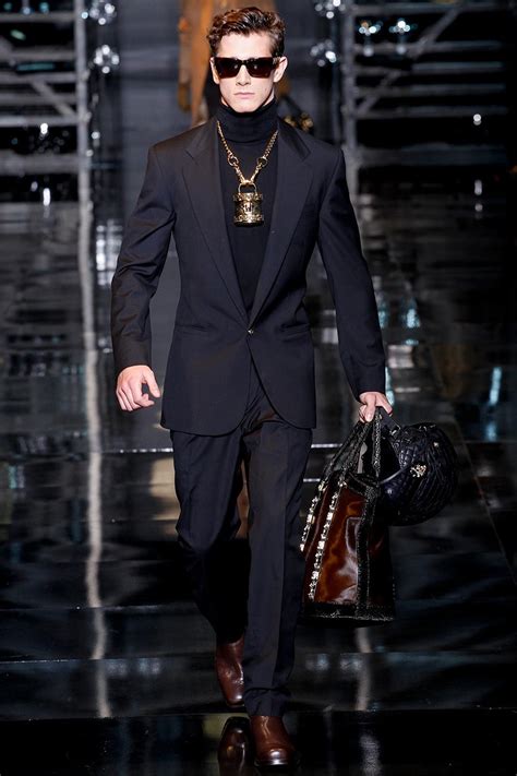 Versace Men Fallwinter 2014 Milan Fashion Week