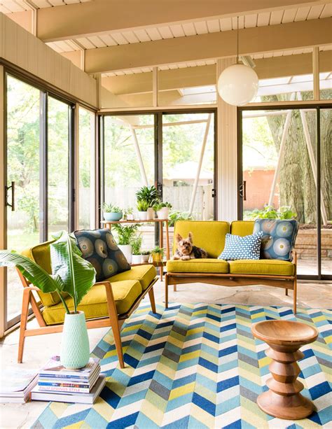 20 Timeless Ways To Decorate With Midcentury Modern Style