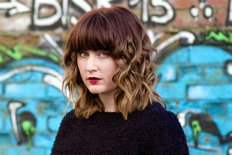 Shoulder Length Hair Ombre Waves With Bangs Culturazzi