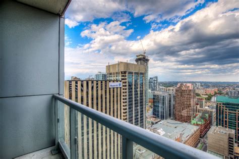 Penthouse In Core Biz District Toronto Short Term Rental Tirbnb