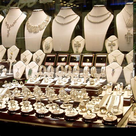 Nyc Jewelry Stores Where To Find The Best Diamonds