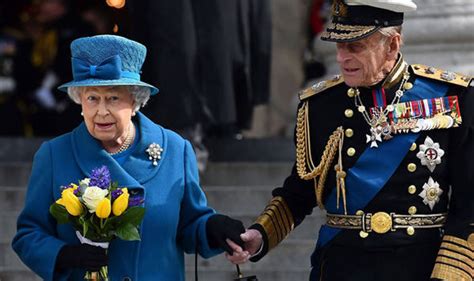 During her reign, the queen met with politicians, entrepreneurial leaders, scientists, and cultural figures. How old is the Queen and how old is Prince Philip? Ages ...