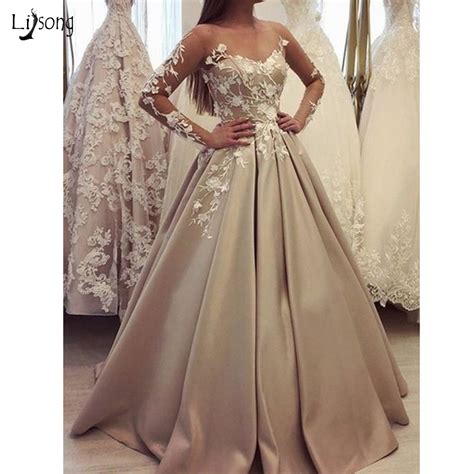 Modest Champagne Lace Flower Wedding Dresses 2019 Illusion