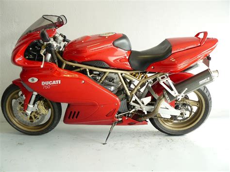 Ducati 750 Ss Ie De 2000 Doccasion Motos Anciennes De Collection