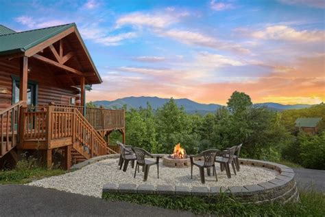 Gatlinburg Cabins In The Smoky Mountains Of Tennessee